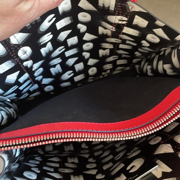 ❌SOLD❌MARC JACOBS TOTE EUC - Picture 3 of 9